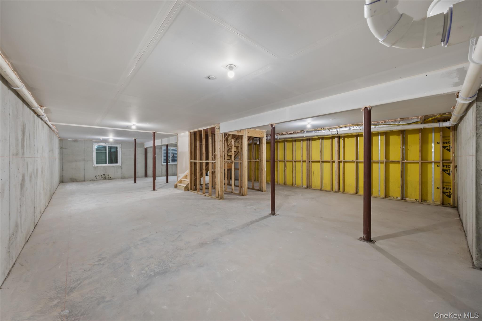 63 Dessau Circle, Unit 52 Spring Valley, NY 10977 - Photo 42 of 48 a view of livingroom with an empty room