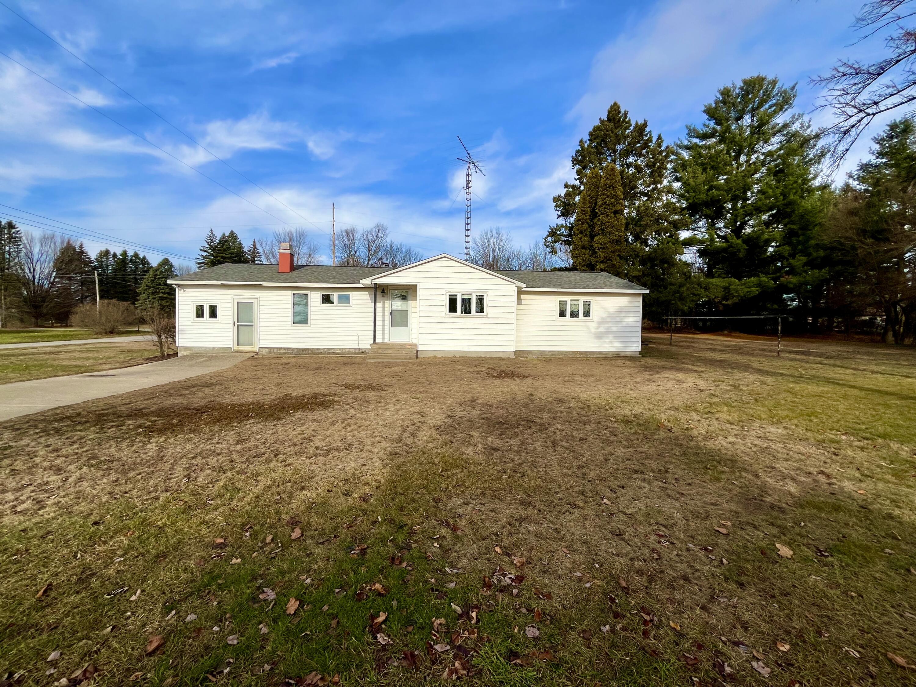 58 North Gordon Road Scottville, MI 49454 - Photo 42 of 43 IMG_2437