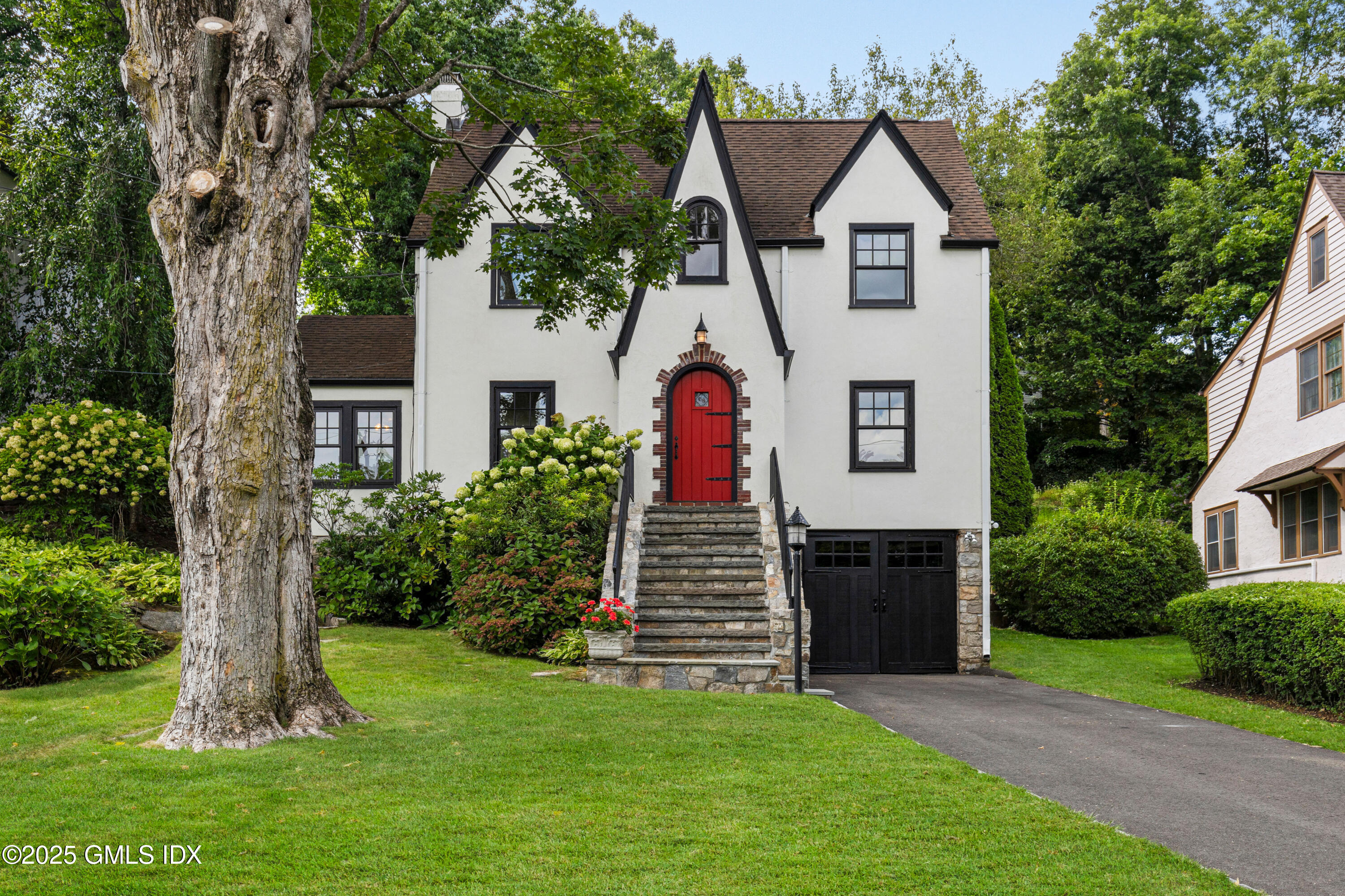 68 Valleywood