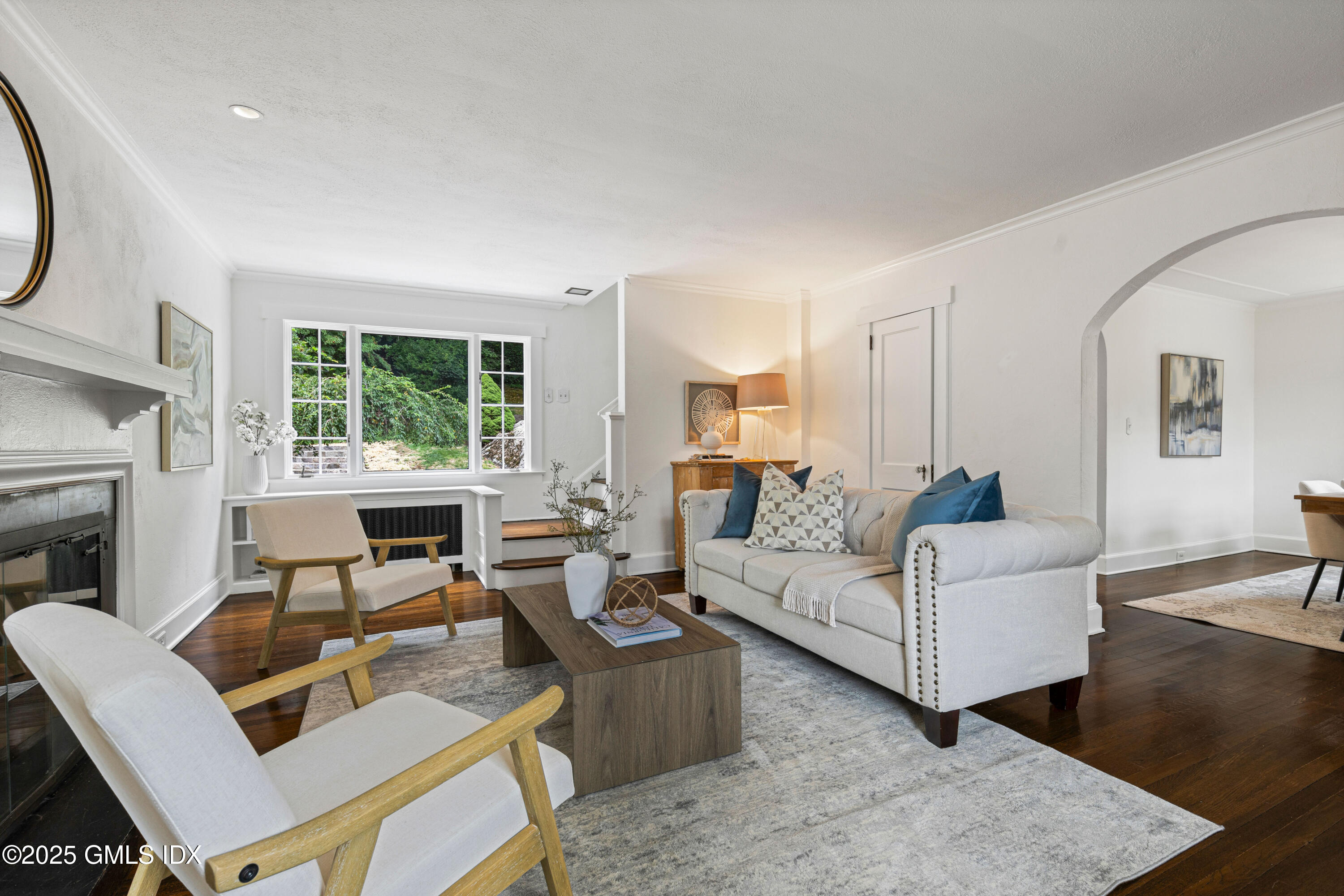 68 Valleywood Road Cos Cob, CT 06830 - Photo 3 of 26 Living Room
