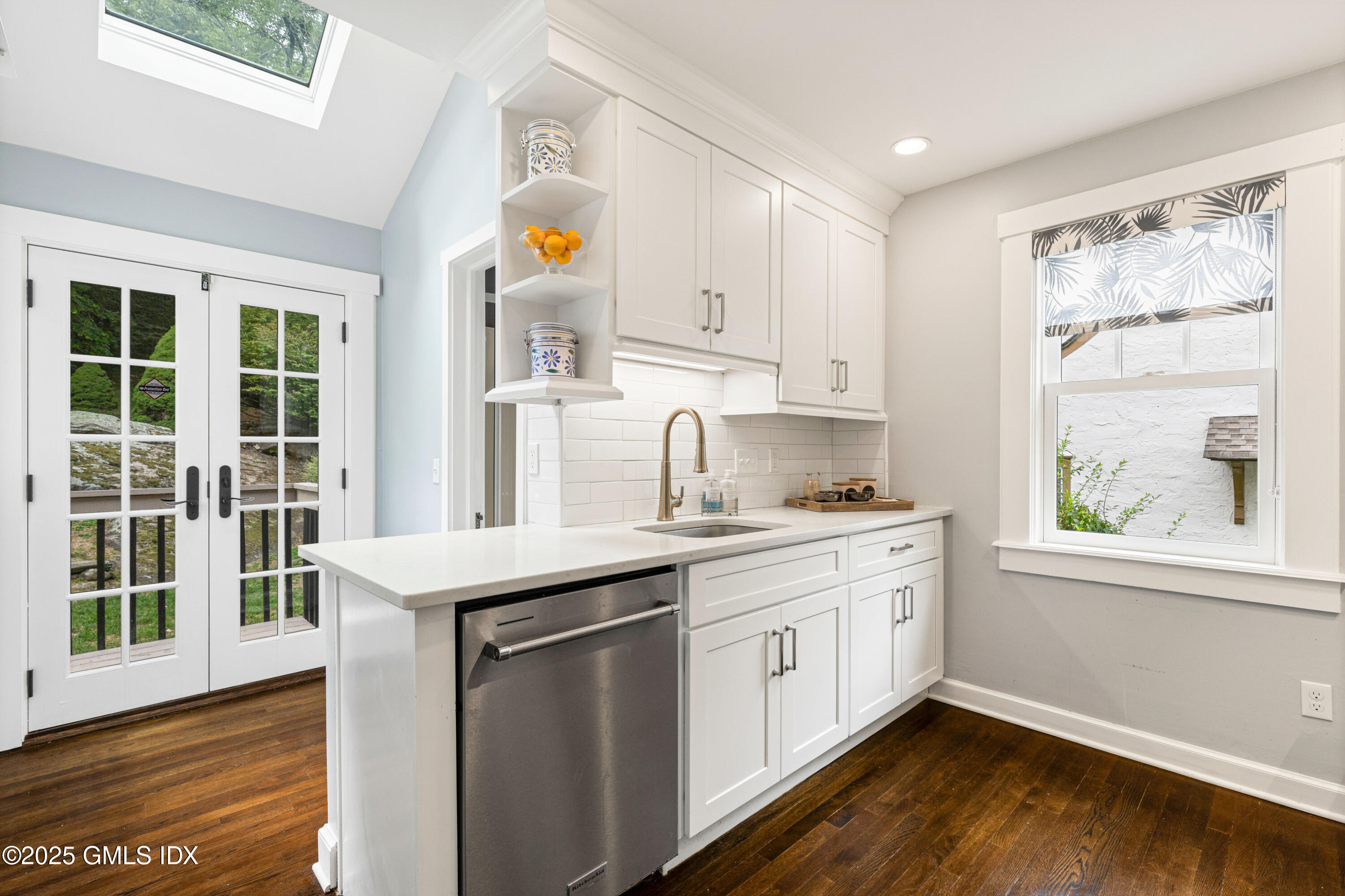 68 Valleywood Road Cos Cob, CT 06830 - Photo 8 of 26 Kitchen