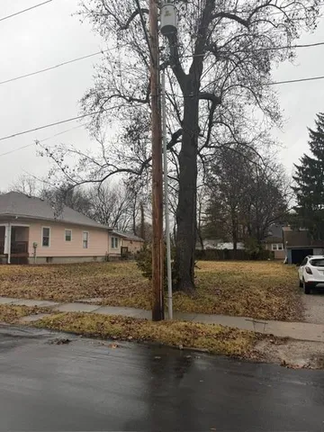 $29,000 | 426 East Short Avenue, Independence, MO 64050