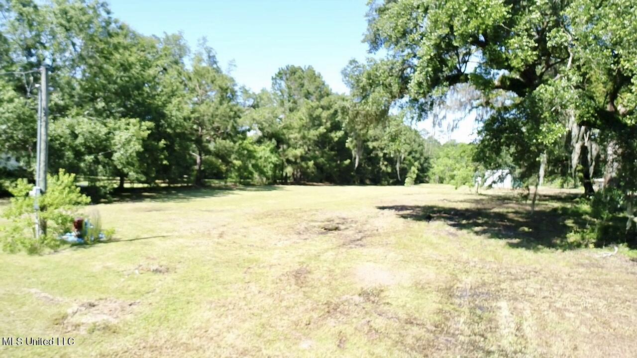 6456 Pavolini Road Pass Christian, MS 39571 - Photo 8 of 20 IMG-2734