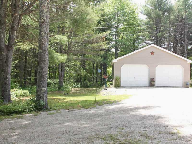92 Turkey Farm Road Blue Hill, ME 04614 - Photo 3 of 13 Parking Lot/Garage.