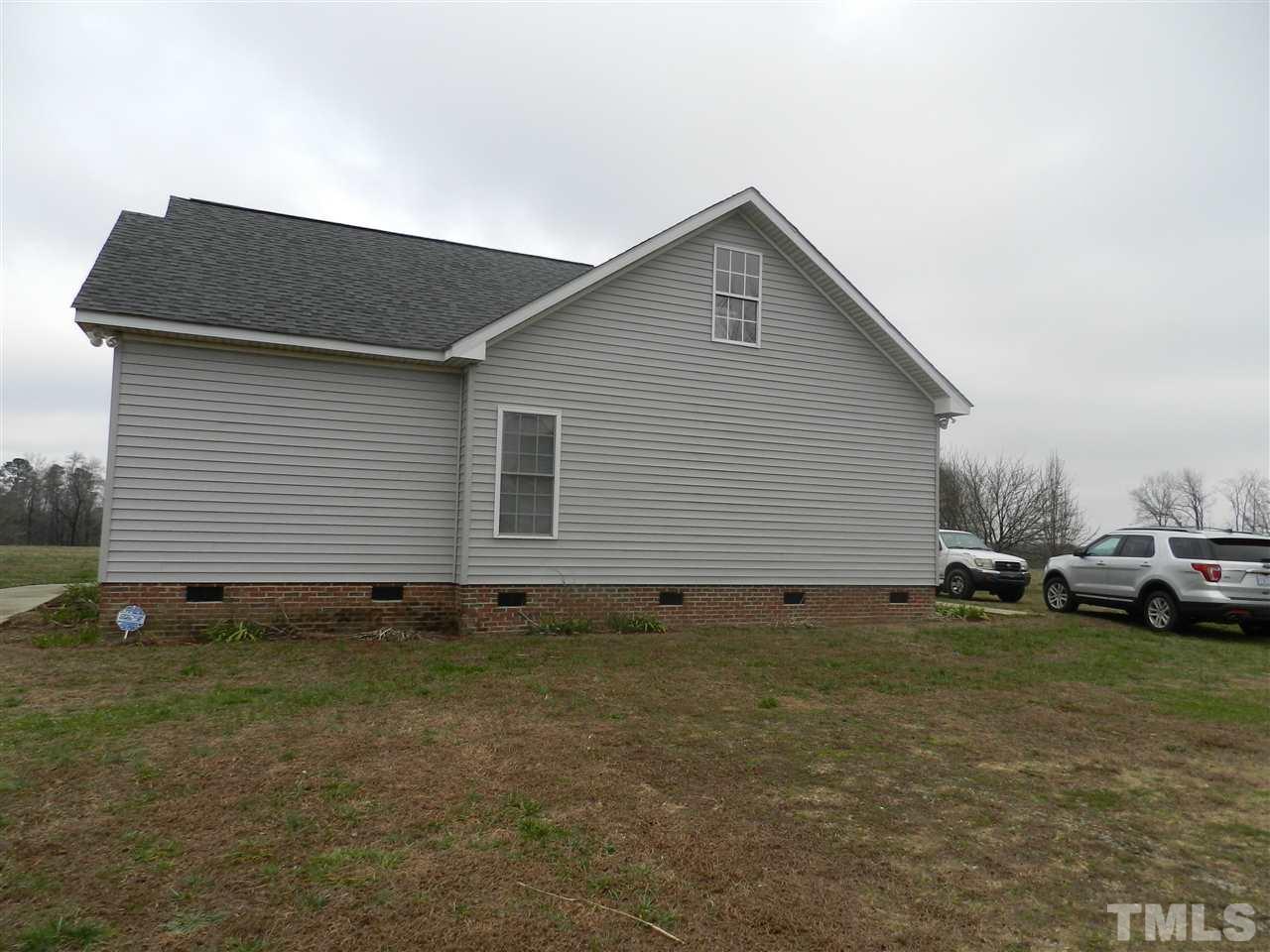 535 Perry Road Zebulon, NC 27597 - Photo 4 of 13 Gallery Image 4