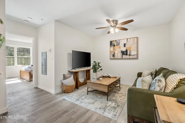 $375,000 | 227 Sharon Drive, Unit 215, Pigeon Forge, TN 37863