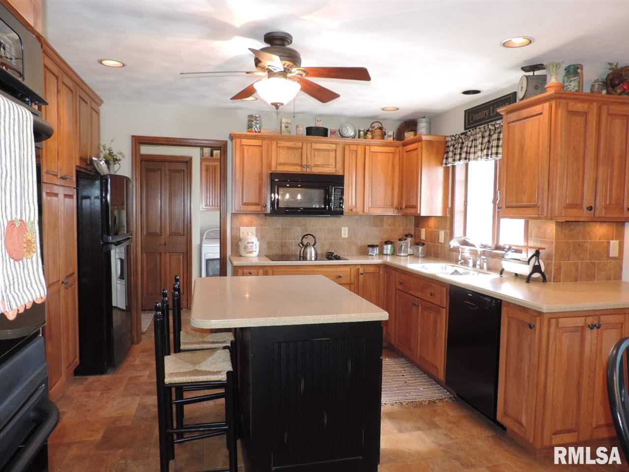 3664 Allentown Road Pekin, IL 61554 - Photo 14 of 36