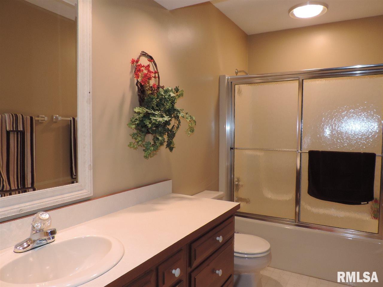3664 Allentown Road Pekin, IL 61554 - Photo 27 of 36