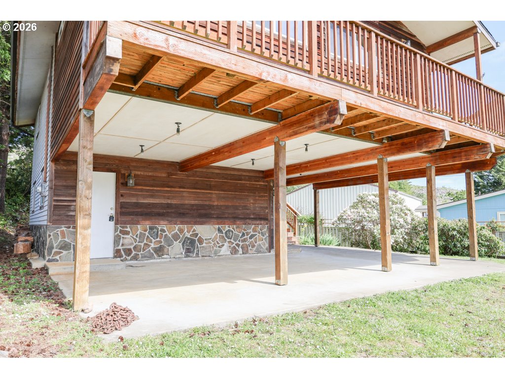 610 Tiara Street Lakeside, OR 97449 - Photo 4 of 28 a view of outdoor space