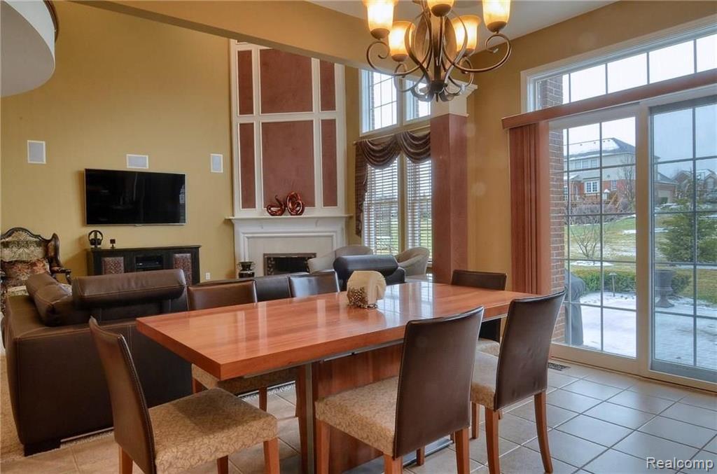 2287 Andover Boulevard Rochester, MI 48306 - Photo 15 of 40 Gallery Image 15