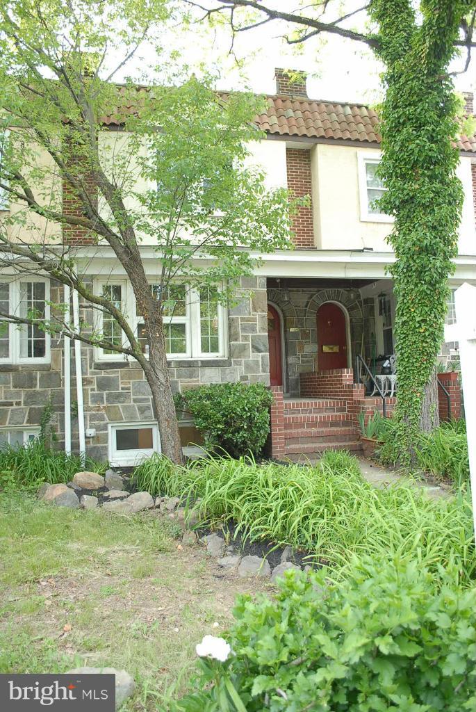 6212 Frederick Road Catonsville, MD 21228 - Photo 3 of 21 Exterior (Front)