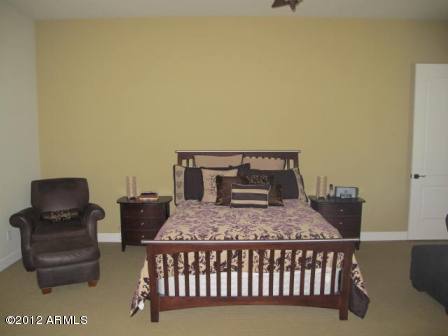 4246 East Cheery Lynn Road Phoenix, AZ 85018 - Photo 17 of 18 Bedroom