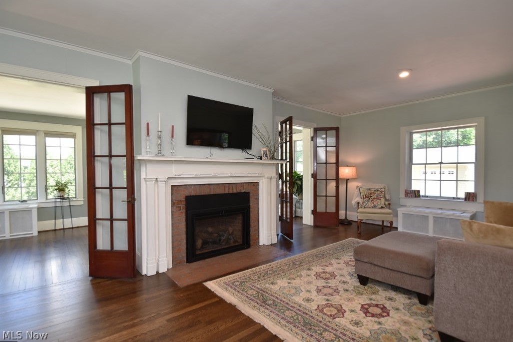 2851 Southington Road Cleveland, OH 44120 - Photo 3 of 34