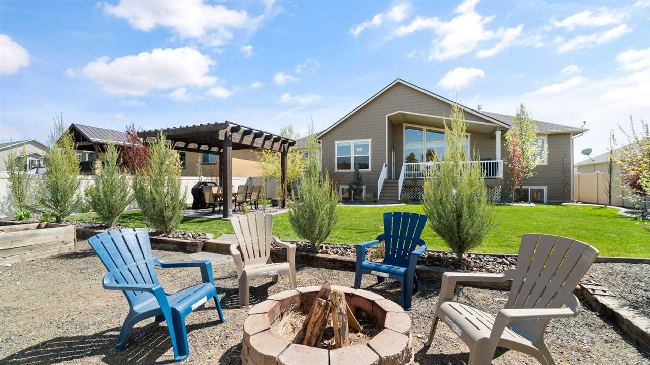 18213 Astor Court Colbert, WA 99005 - Photo 18 of 20 Gallery Image 18
