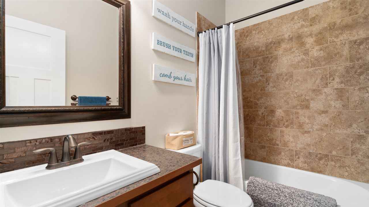 18213 Astor Court Colbert, WA 99005 - Photo 10 of 20 Gallery Image 10