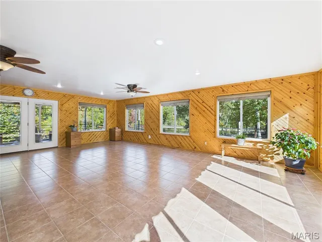 $499,900 | 497 Honor Lane, Poplar Bluff, MO 63901