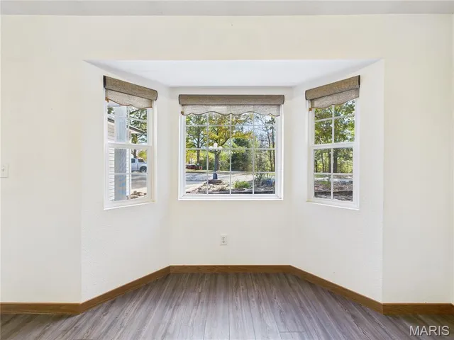 $499,900 | 497 Honor Lane, Poplar Bluff, MO 63901