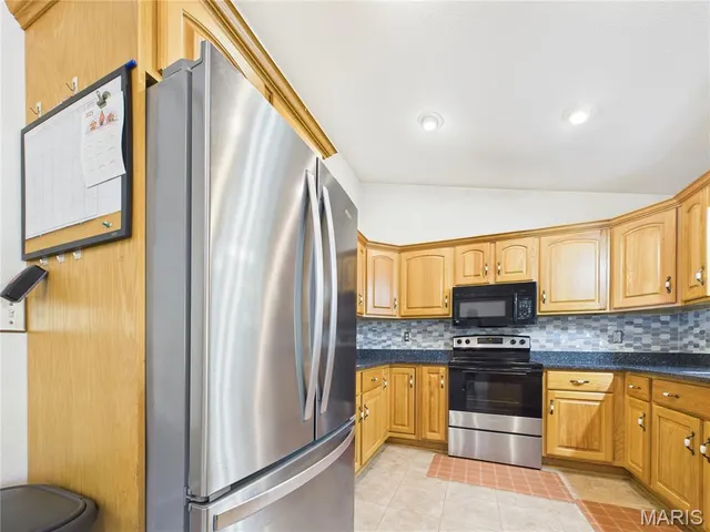 $499,900 | 497 Honor Lane, Poplar Bluff, MO 63901