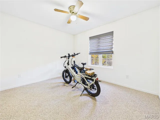 $499,900 | 497 Honor Lane, Poplar Bluff, MO 63901