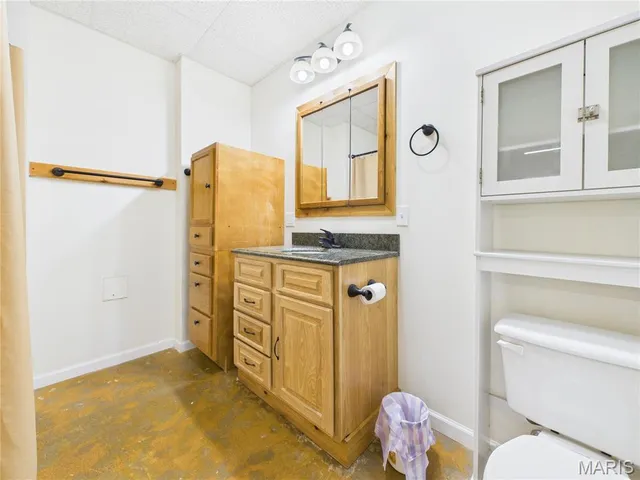 $499,900 | 497 Honor Lane, Poplar Bluff, MO 63901