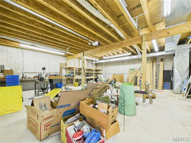 $499,900 | 497 Honor Lane, Poplar Bluff, MO 63901