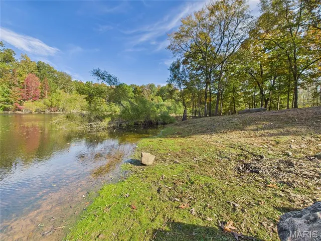 $499,900 | 497 Honor Lane, Poplar Bluff, MO 63901