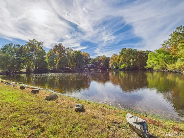 $499,900 | 497 Honor Lane, Poplar Bluff, MO 63901