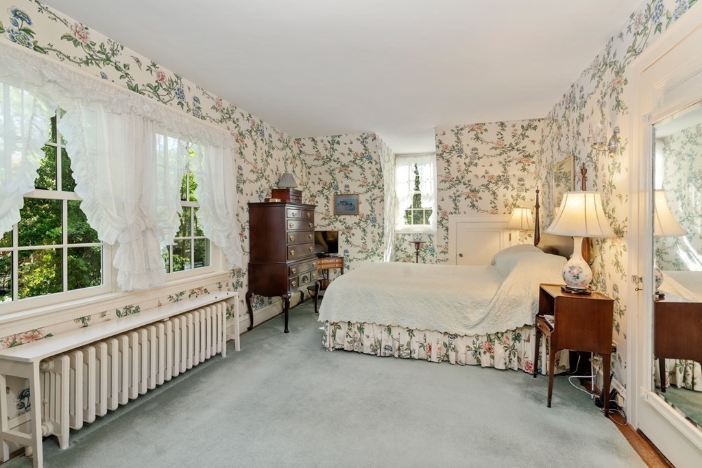 17 Locust Road Weston, MA 02493 - Photo 21 of 41