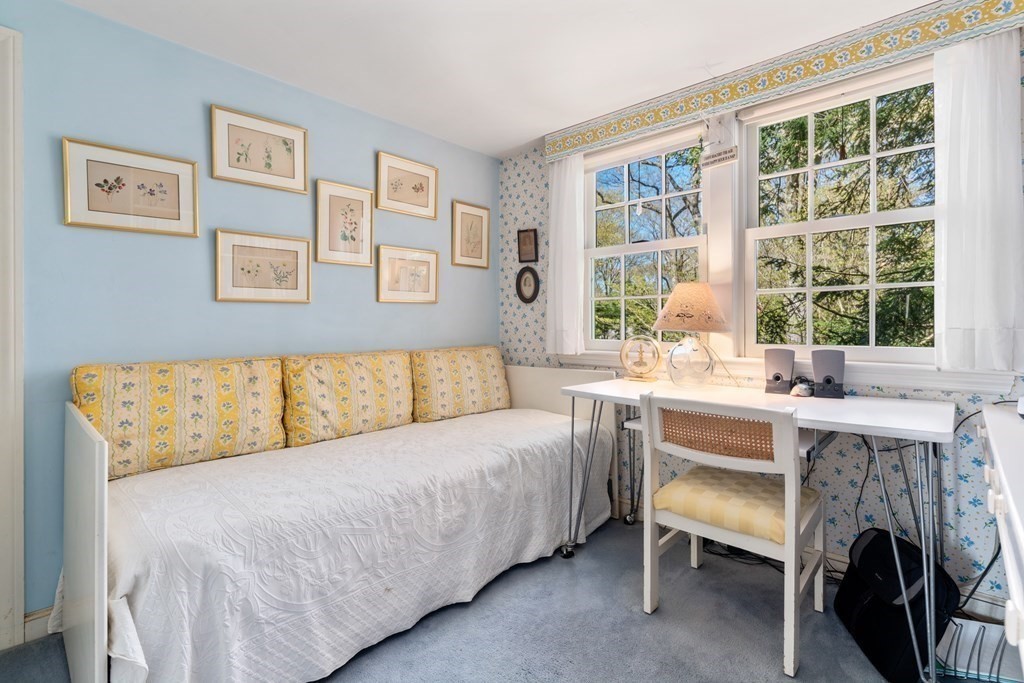 17 Locust Road Weston, MA 02493 - Photo 26 of 41