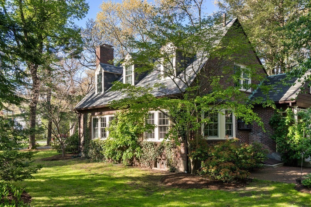 17 Locust Road Weston, MA 02493 - Photo 41 of 41