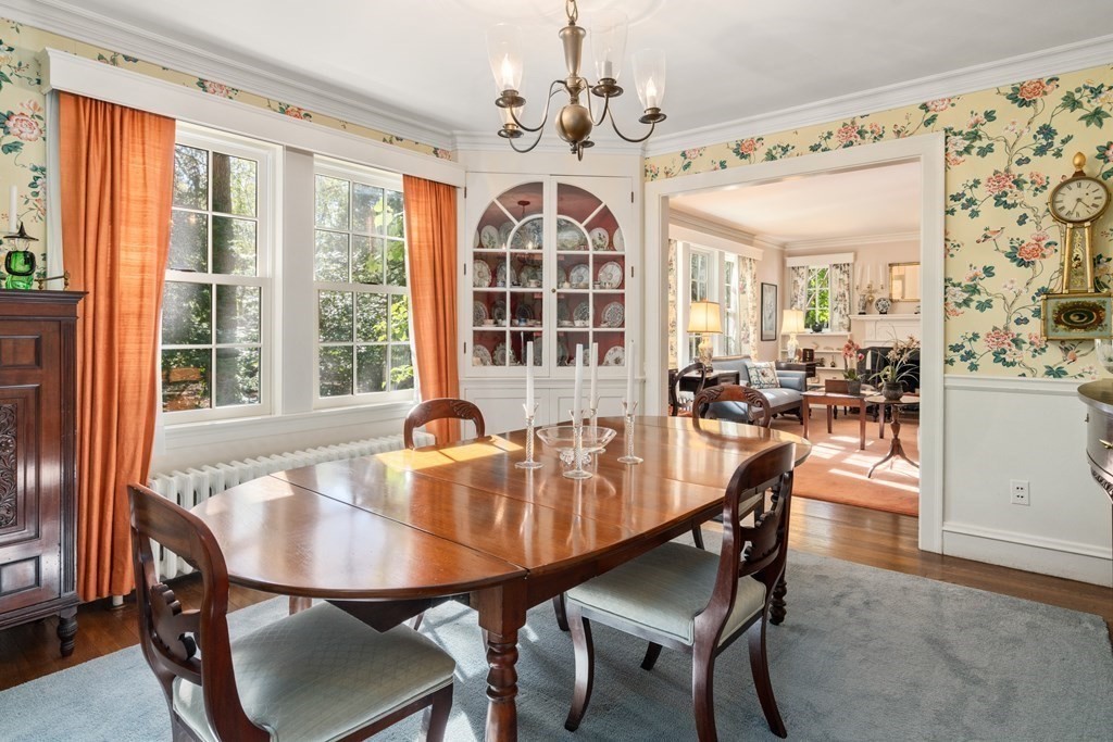 17 Locust Road Weston, MA 02493 - Photo 10 of 41