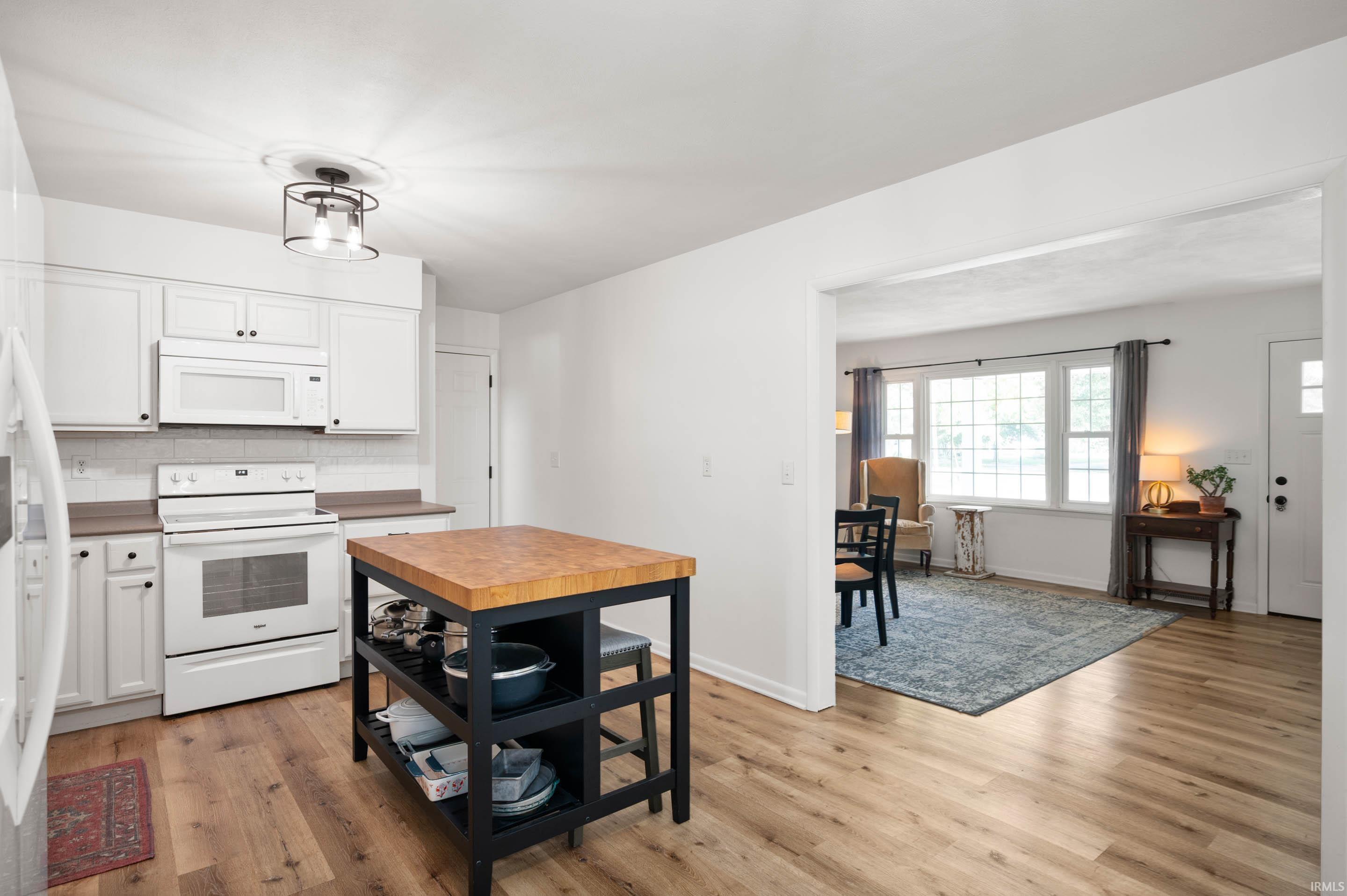 4213 North Manchester Road Muncie, IN 47304 - Photo 5 of 19