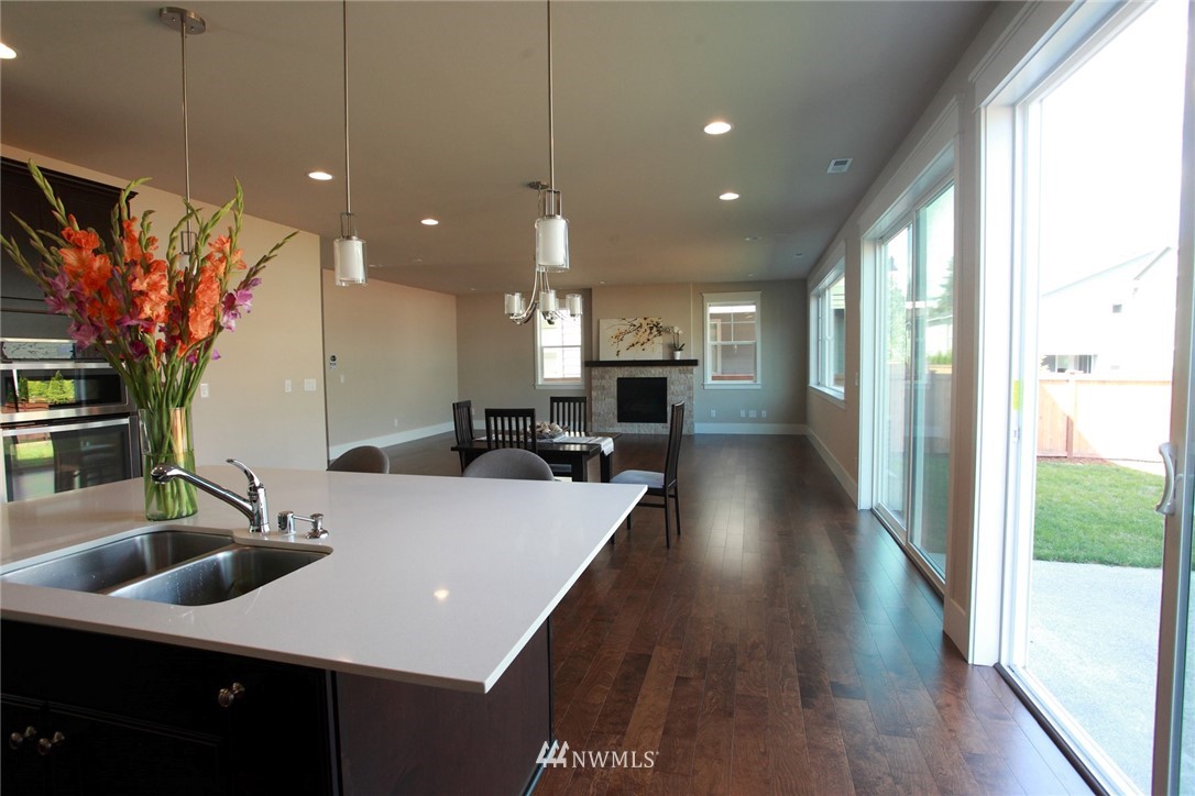 276 Field Place Southeast Renton, WA 98059 - Photo 13 of 24