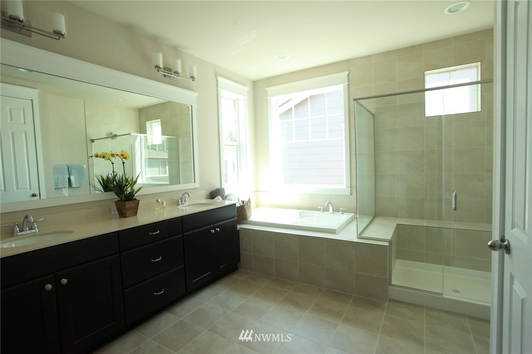 276 Field Place Southeast Renton, WA 98059 - Photo 17 of 24