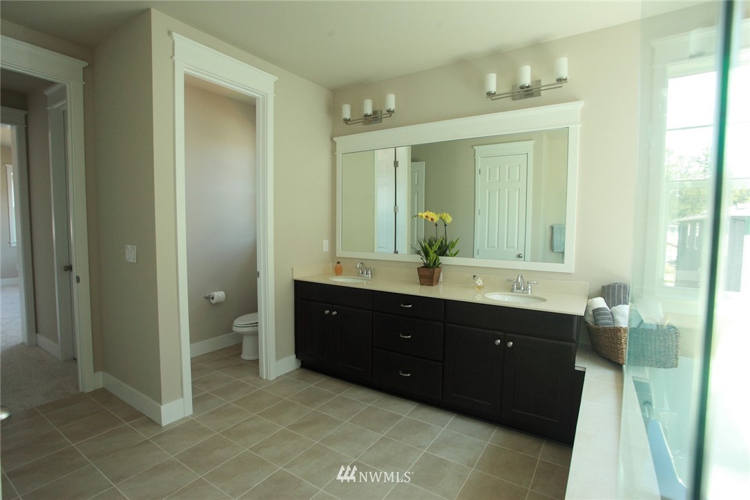 276 Field Place Southeast Renton, WA 98059 - Photo 18 of 24