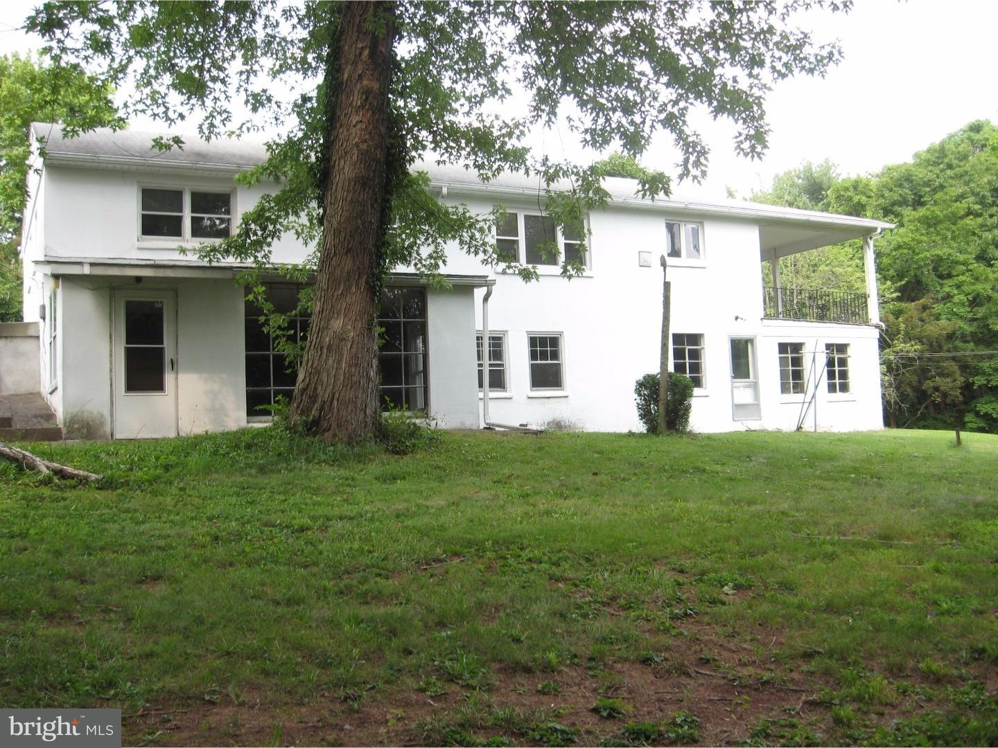 1128 West Meadowbrook Road Pottstown, PA 19465 - Photo 5 of 25 Gallery Image 5