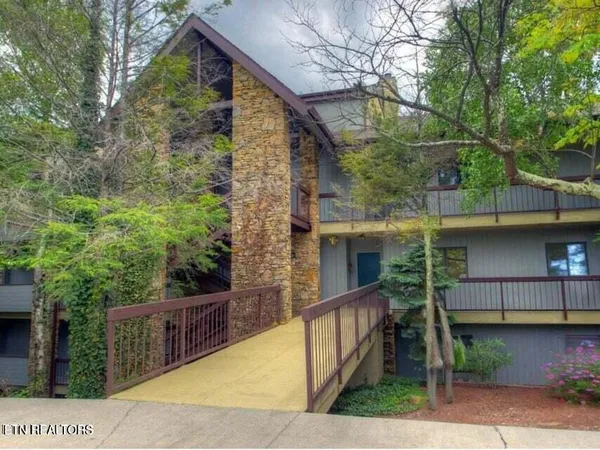 $340,000 | 1130 Ski View Drive, Unit 115, Gatlinburg, TN 37738