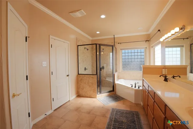 $545,000 | 304 Hatter Drive, Moody, TX 76557