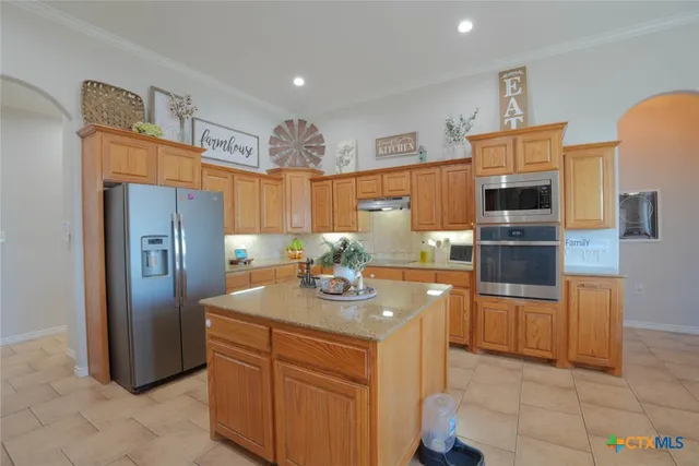 $545,000 | 304 Hatter Drive, Moody, TX 76557