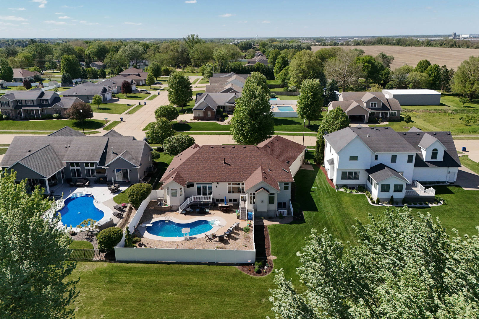 920 Rustic View Court Eldridge, IA 52748 - Photo 5 of 63