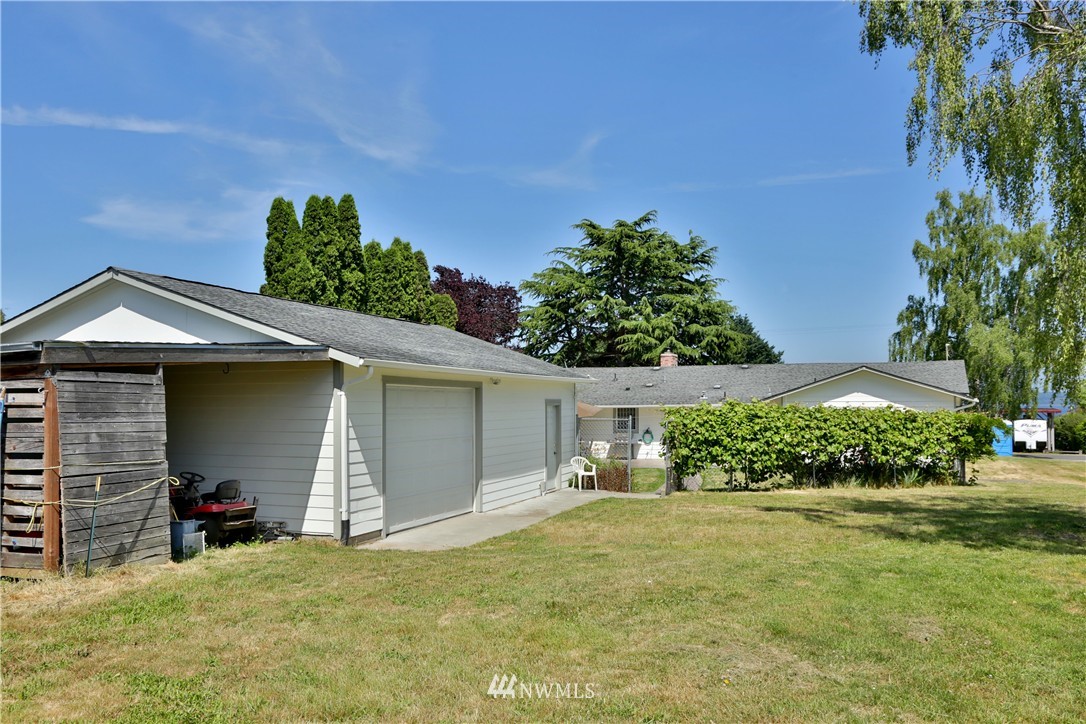 6544 Humphrey Road Clinton, WA 98236 - Photo 19 of 22 Gallery Image 19