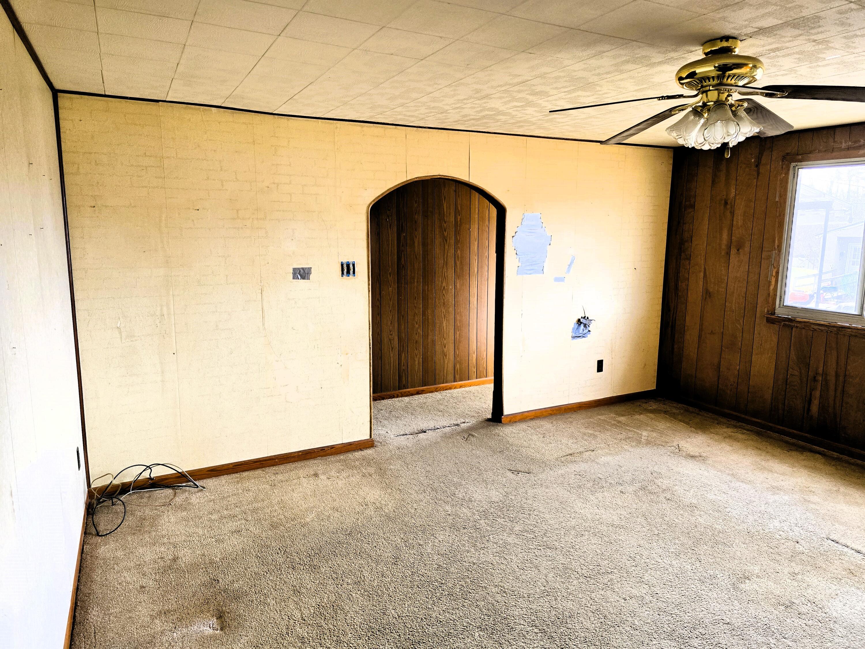 723 North Greenbrier Avenue Covington, VA 24426 - Photo 12 of 21 20260122_133604