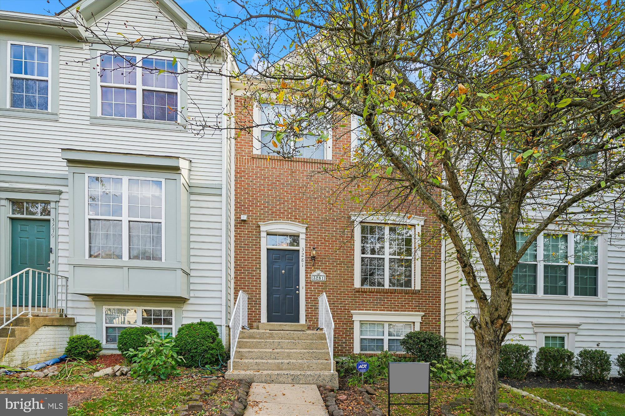 3281 Gina Place Woodbridge, VA 22193 - Photo 1 of 27 front view of a house