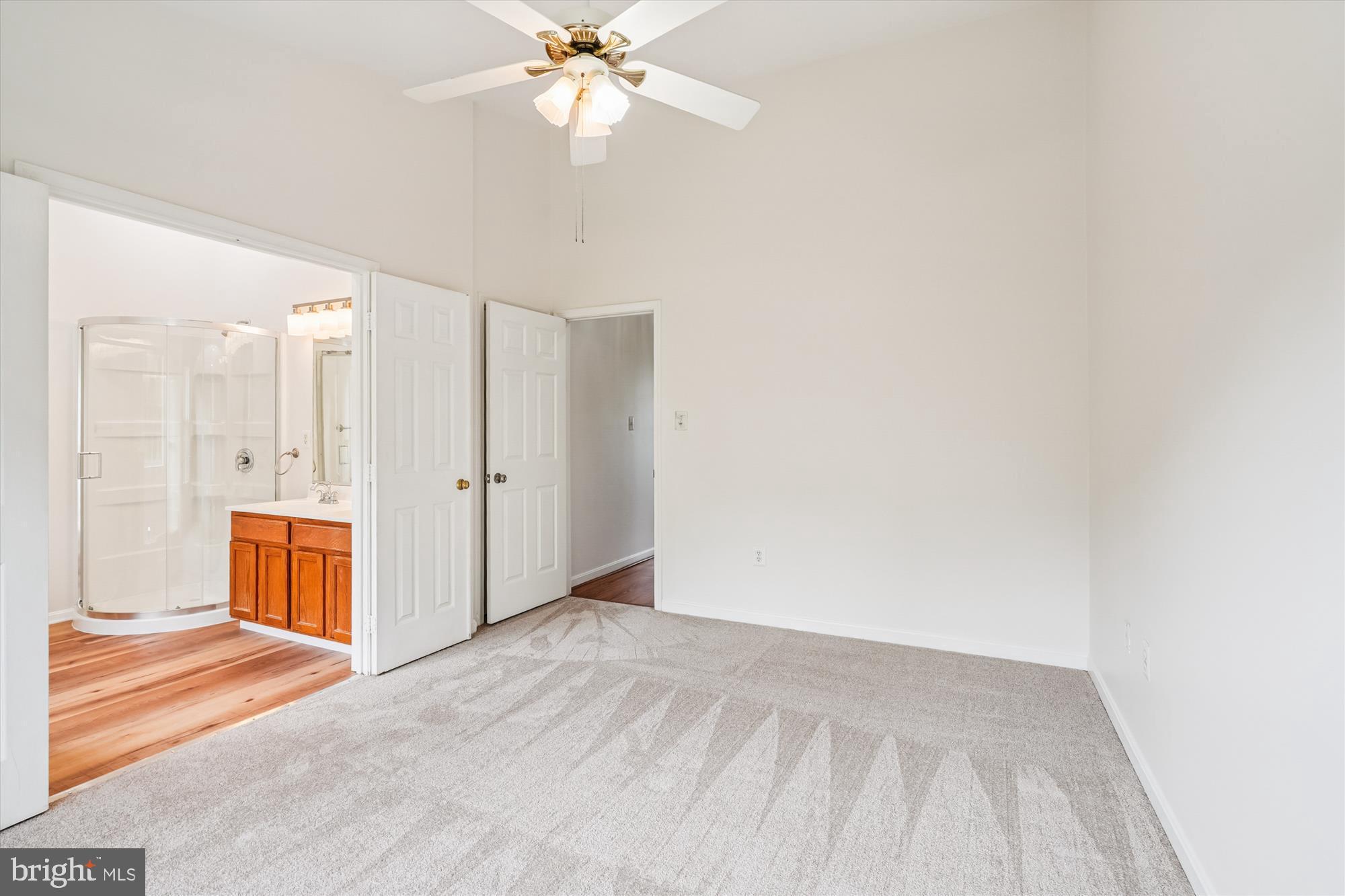 3281 Gina Place Woodbridge, VA 22193 - Photo 11 of 27 a view of a livingroom with a chandelier fan