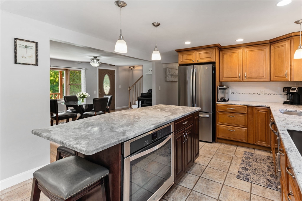 30 Peters Road Swansea, MA 02777 - Photo 19 of 41