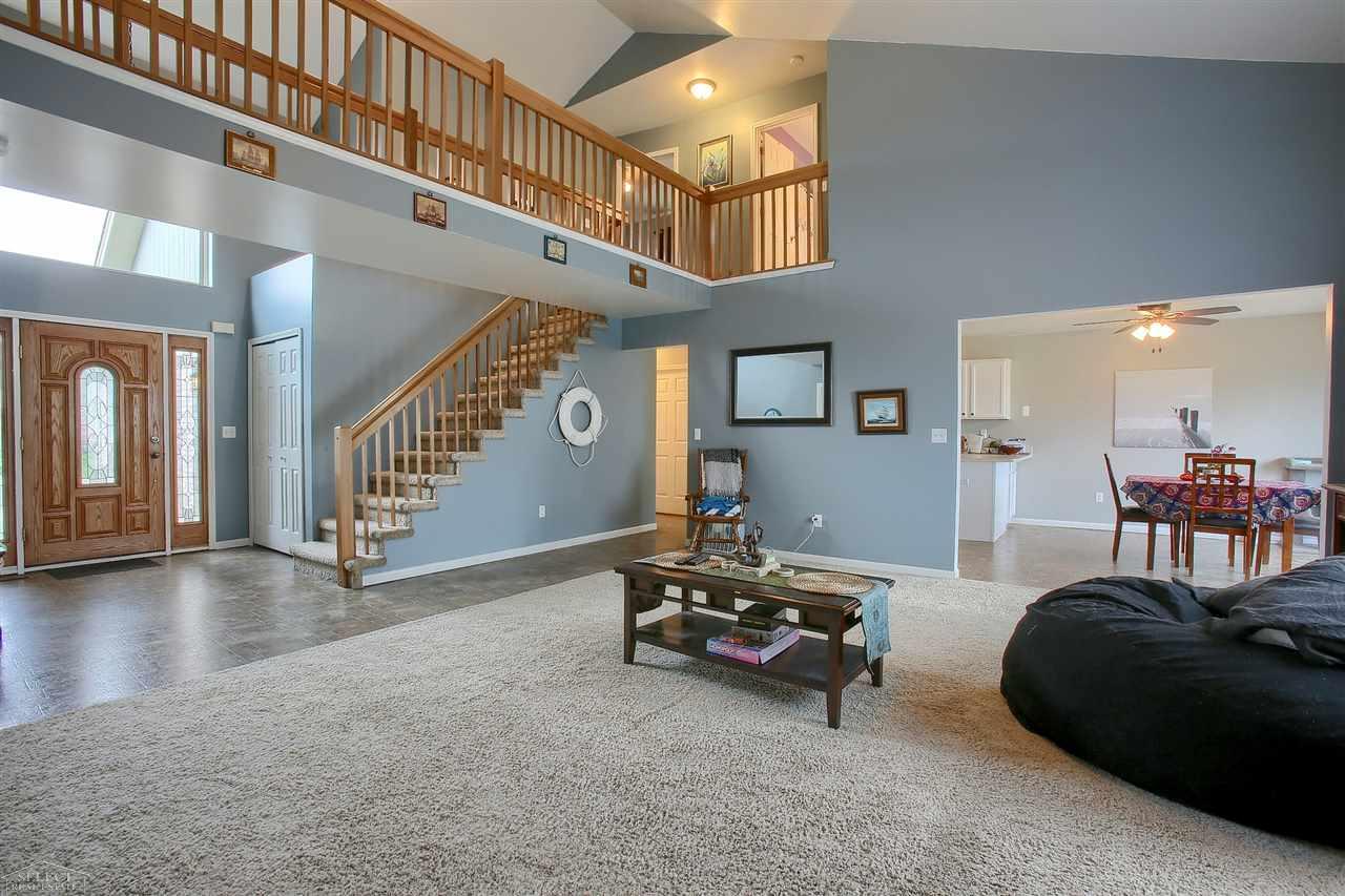 53795 Orson Road New Baltimore, MI 48047 - Photo 5 of 33