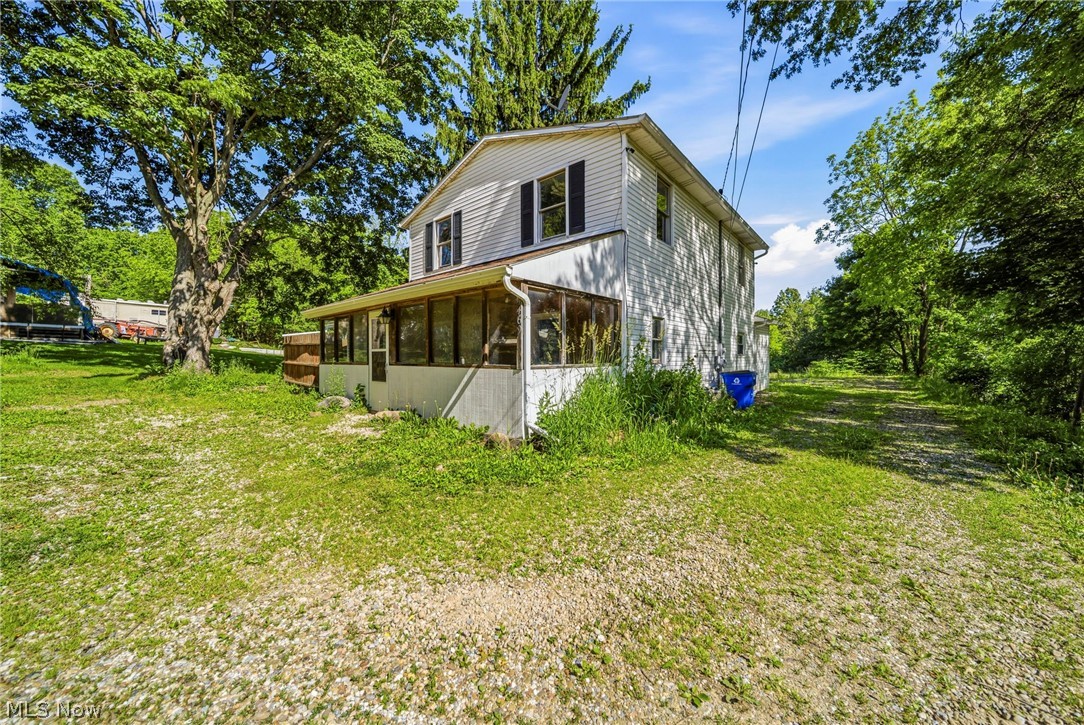 4469 Edson Road Kent, OH 44240 - Photo 3 of 33