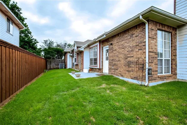 $3,000 | 3306 Ashleaf Drive, Carrollton, TX 75007