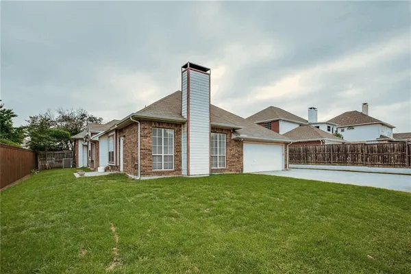 $3,000 | 3306 Ashleaf Drive, Carrollton, TX 75007