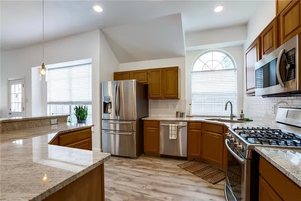 $3,000 | 3306 Ashleaf Drive, Carrollton, TX 75007